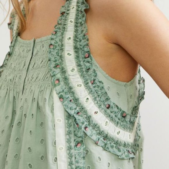 Anthropologie Effie Eyelet Tank size XL - Picture 2 of 14